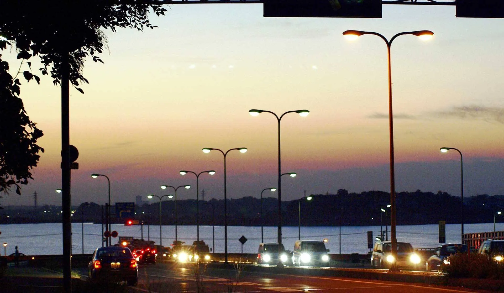 landscape-g7bfd4f8a5_1920